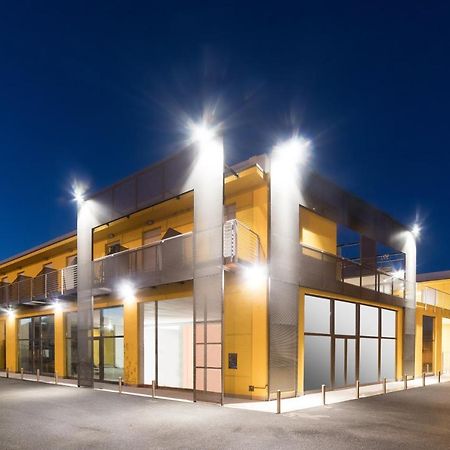 Aspio Residence Камерано Экстерьер фото